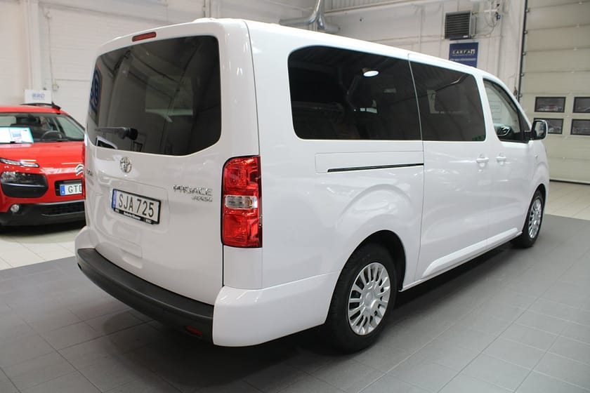 Bild 4 av Toyota Proace Verso 2.0 D-4D Euro 6 9-sits Carplay/Moms