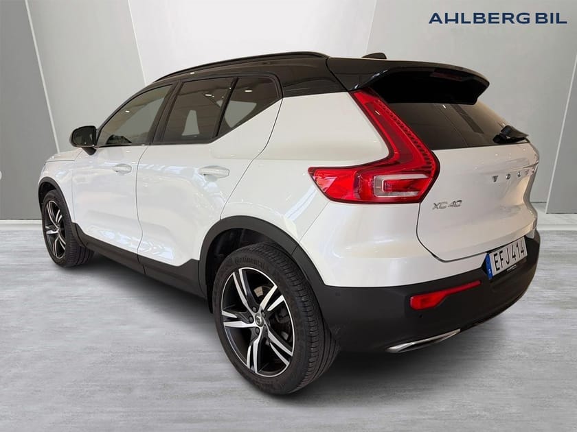 Bild 3 av Volvo XC40 T5 AWD R-Design Intro Edition, Teknikpaket PRO, Lastpaket, Parkeringskamera Bak, Navigation