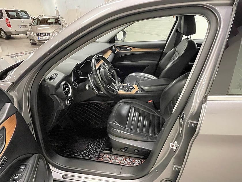 Bild 4 av Alfa Romeo Stelvio 2,0T 280Hk Automat