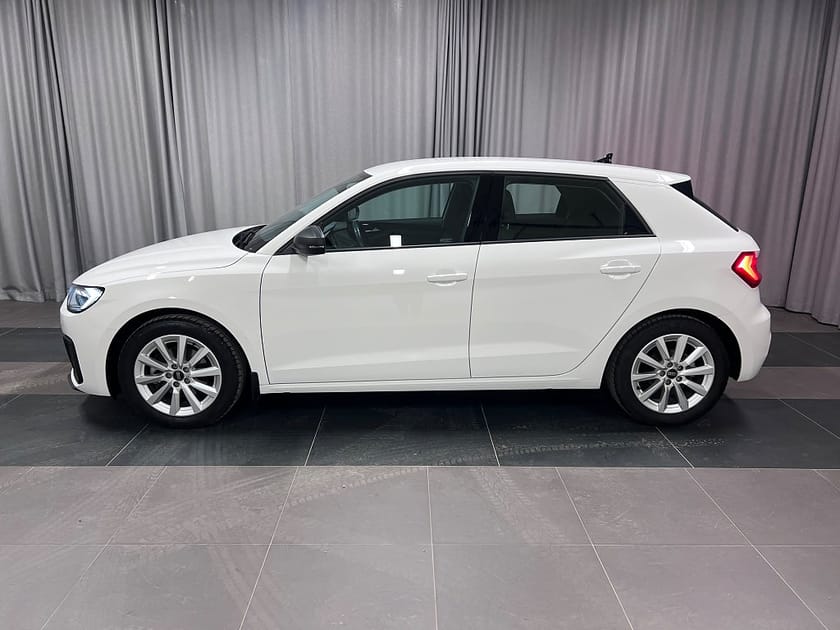 Bild 3 av Audi A1 Sportback 30 TFSI 110 Hk Proline Adaptiv Fth
