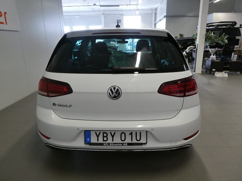 Bild 5 av Volkswagen e-Golf Navi-Carplay-PDC-Bluetooth-SoV
