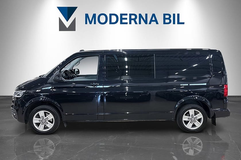 Bild 3 av Volkswagen Transporter Kombi 2.0 4Motion D-värm Drag Moms Nyservad Kamera