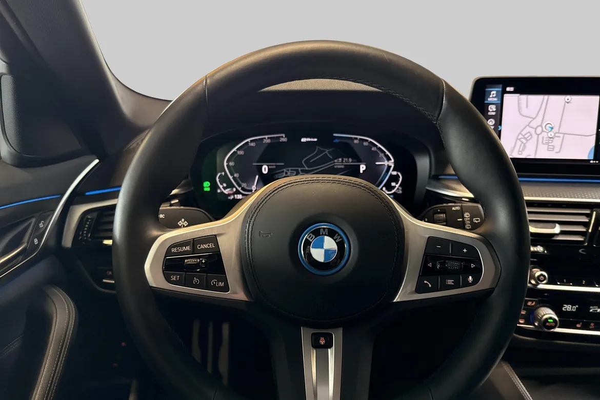 picture of a car