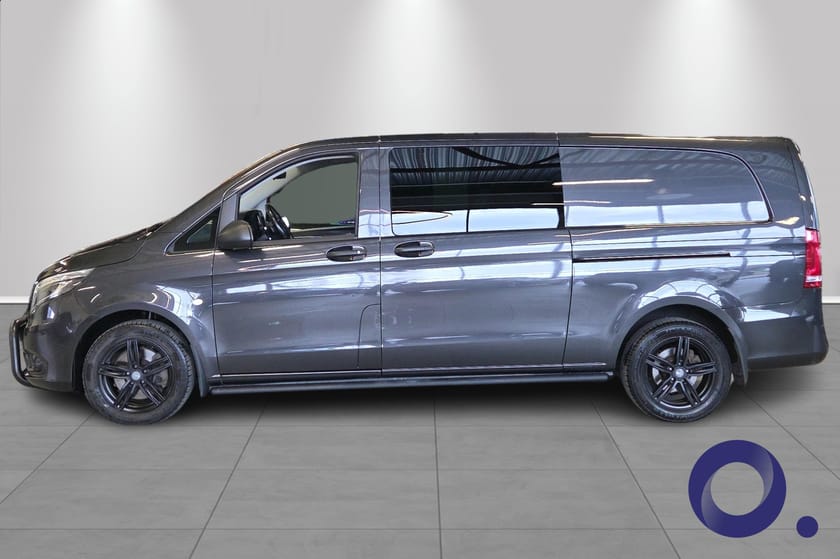Bilde 2 av Mercedes-Benz Vito 119 CDI 4x4 3.2t A3 | Hengerfeste, Adaptiv Cruise ++