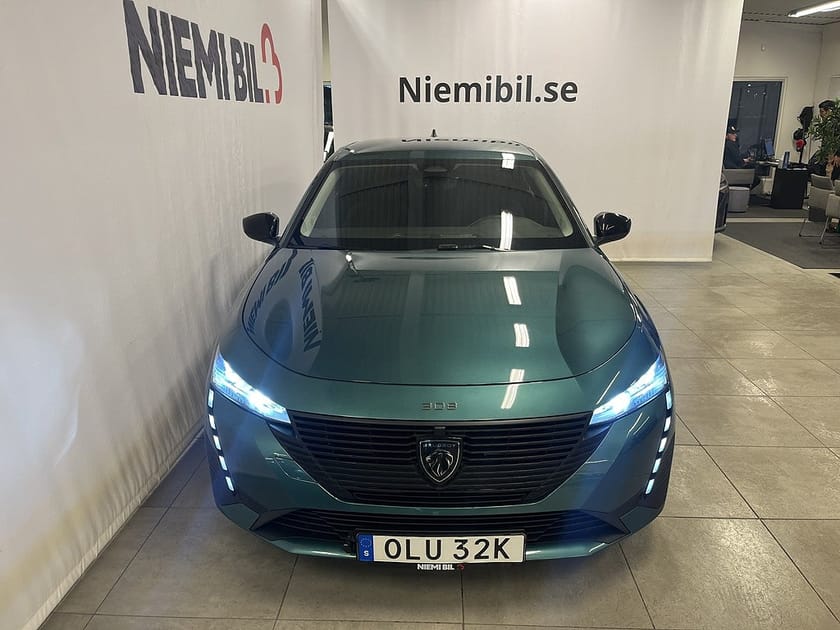 Bild 2 av Peugeot 308 SW Plug-In Hybrid 180 EAT MOMS/MoK-värm/P-sens/SoV-däck