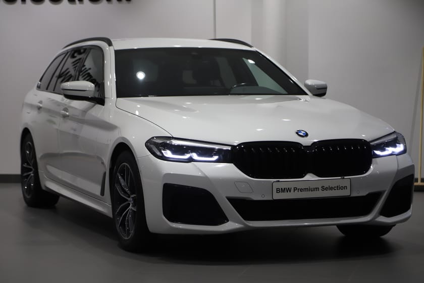 Bild 5 av BMW 520d Touring M Sport Dragkrok - Autowåx Bil