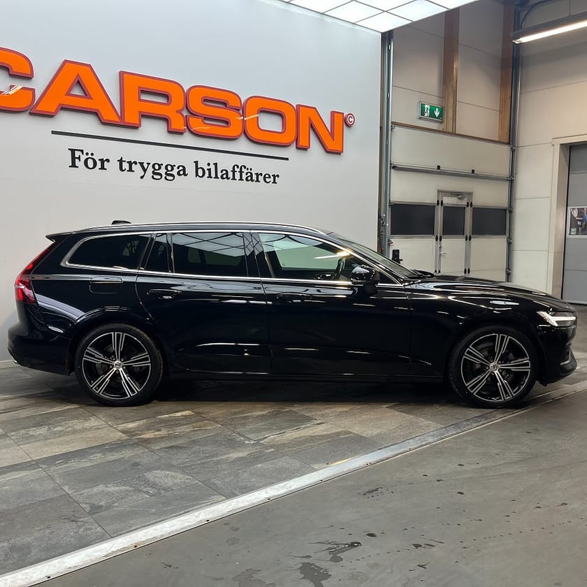 Bild 3 av Volvo V60 D4 AWD Inscription Navi Carplay Backkamera Värmare Drag