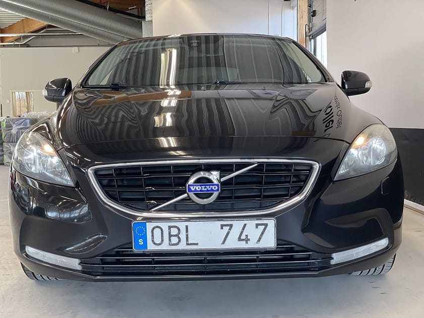 Bild 3 av Volvo V40 D2 Kinetic 115hk Värmare Sensorer Bluetooth