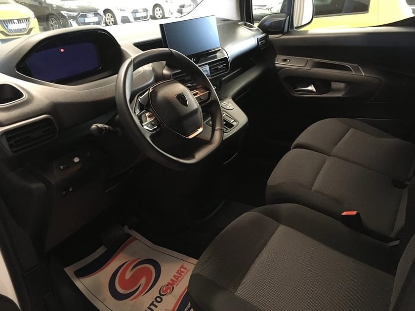 Bild 5 av Peugeot Partner Utökad Last L2 BlueHDi 130hk AUT (dubbla skjutdörrar+värmare+drag)