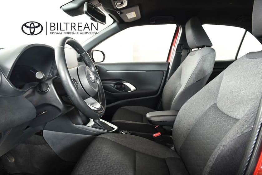 Bild 5 av Toyota Yaris Cross Hybrid AWD-i Elhybrid Active Plus Backkamera Navi