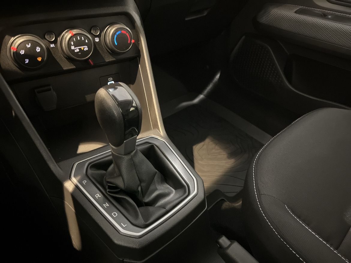 LNB00H – Dacia Sandero