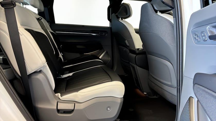 Bild 5 av Kia EV9 AWD GT LINE LONG RANGE 7 SITS Laddkort värde 15 000:-