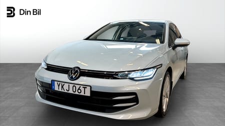 Volkswagen Golf eTSI150 DSG Edition/P-värmare/Backkamera