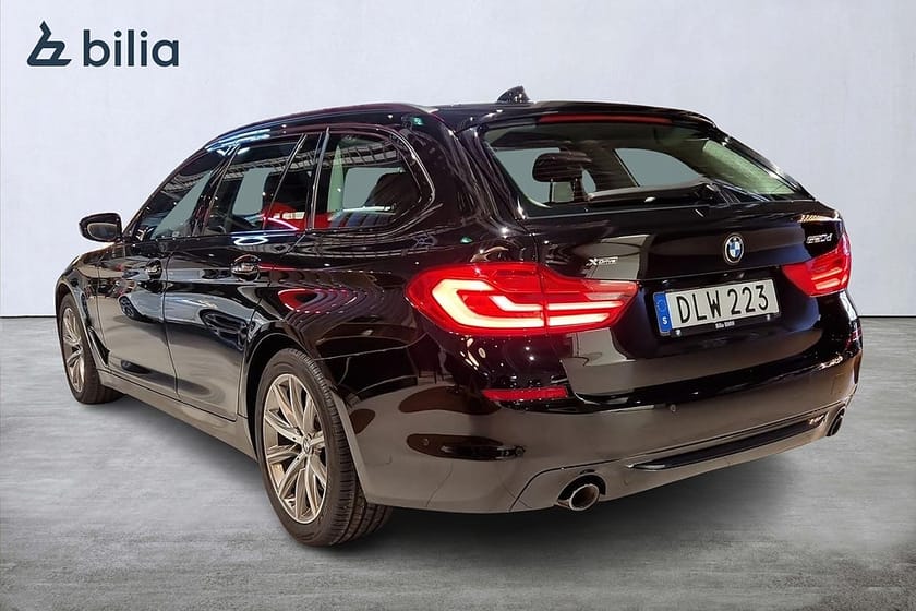 Bild 2 av BMW 520d xDrive Touring Sport line Dragkrok Rattvärme