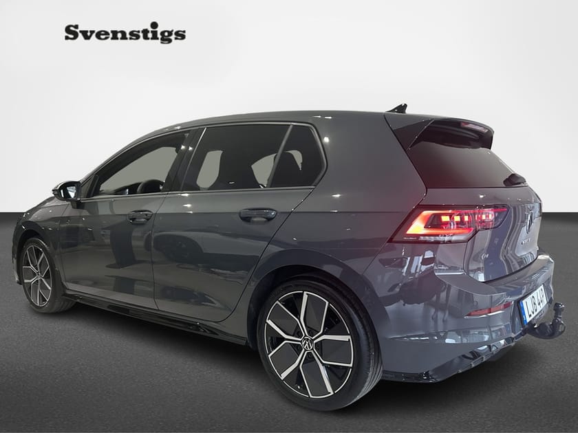 Bild 3 av Volkswagen Golf R-LINE 1,5 eTSI 150 HK DSG7 Lagerbil