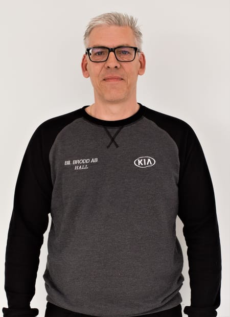 MICKE HALL -  Reservdelar/Garanti 07.00-15.00