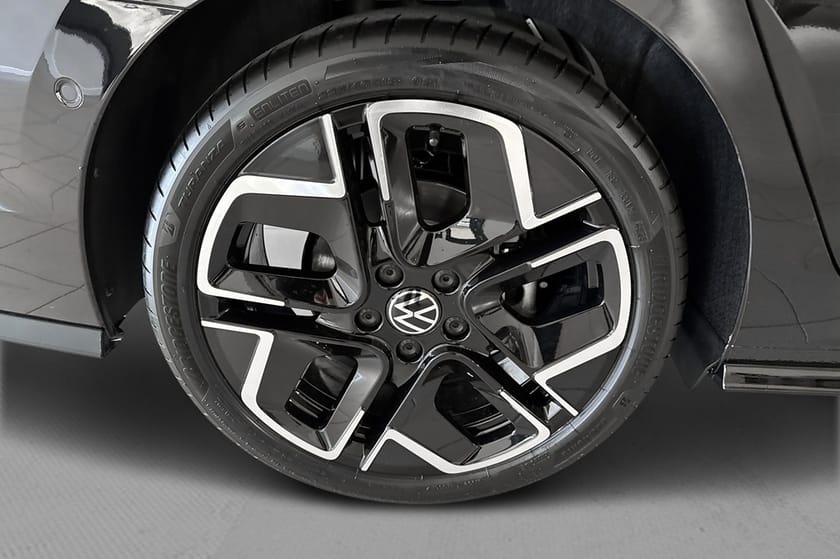Bild 5 av Volkswagen Golf Sportscombi R-Line Edition 150hk *SNABB LEVERANS*
