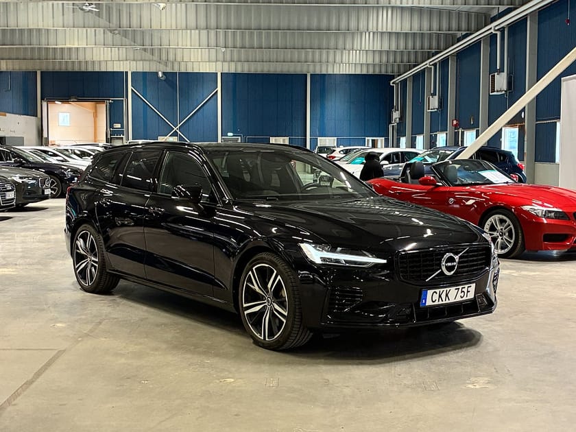 Bild 1 av Volvo V60 Recharge T6 AWD Geartronic R-Design