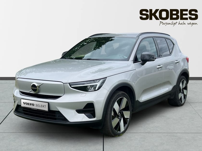 Bild 3 av Volvo XC40 Recharge Core Edition/20"/Tonade rutor