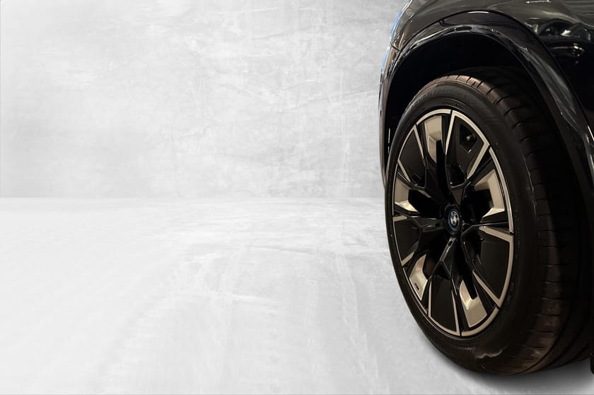 Bilde 2 av BMW iX3 Fully Charged
