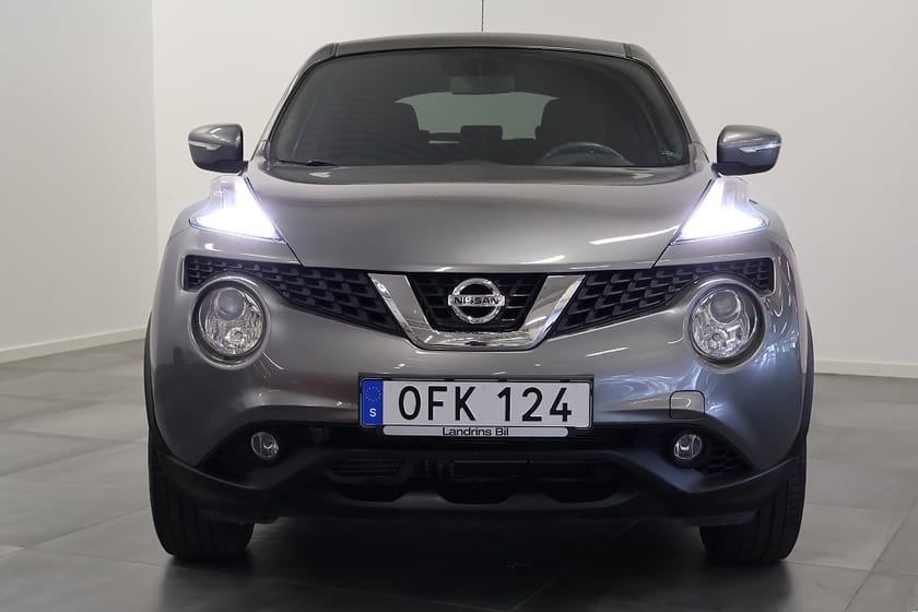 Bild 2 av Nissan Juke 1.6 XTRONIC-CVT N-Connecta V-Hjul M-Värm NyServ 1Ägare