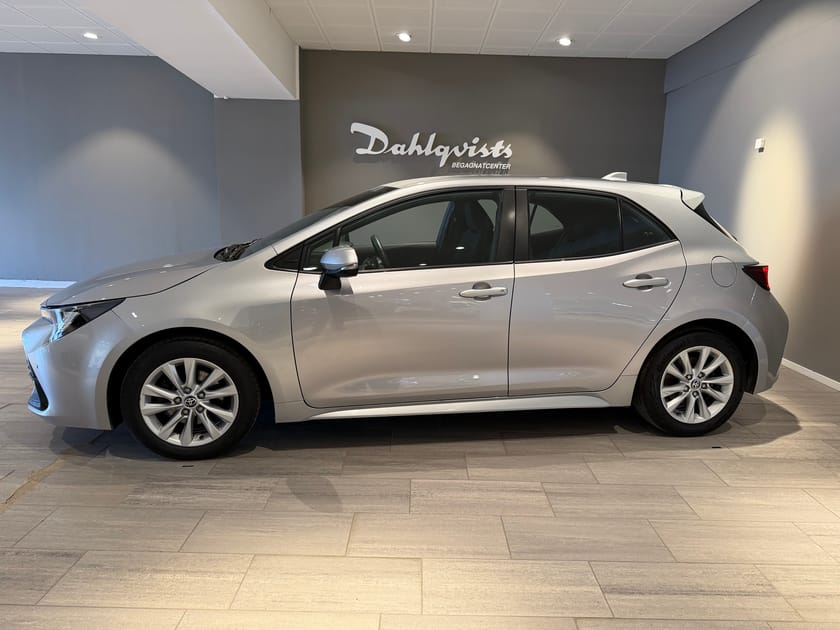 Bild 5 av Toyota Corolla Hybrid 140hk | V-hjul Active Plus Backkamera