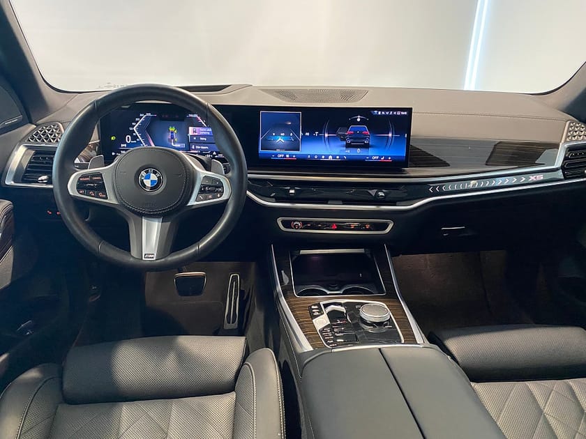 Bild 3 av BMW X5 xDrive30d 4,95% ränta M-Sport Panorama ElstolarMedMinne