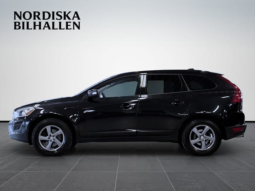 Bild 4 av Volvo XC60 D4 Geartronic Black Edition Nyservad Drag Värmare