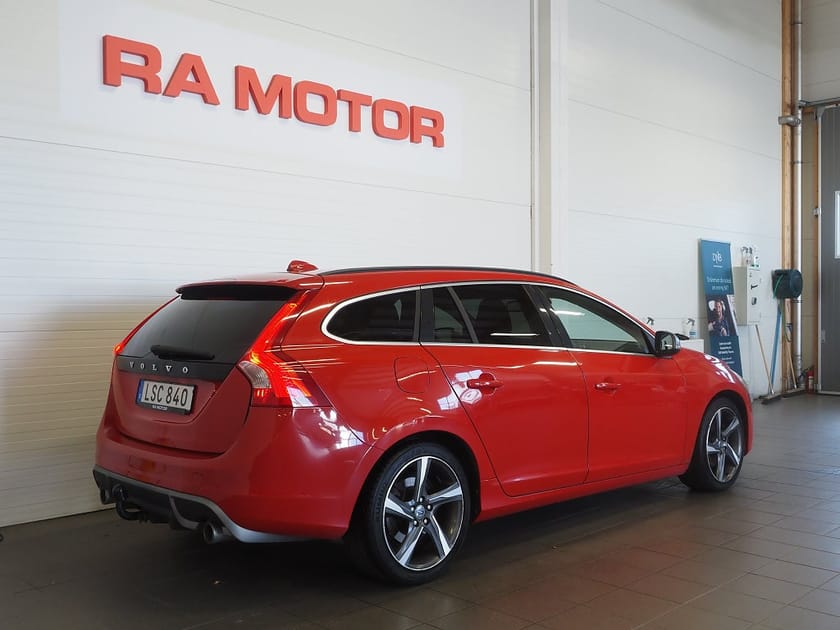 Bild 5 av Volvo V60 D3 R-Design 163hk | Drag | Bluetooth |