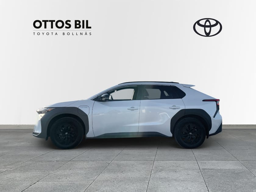 Bild 4 av Toyota bZ4X 71.4 kWh AWD, 217hk - Executive / V-hjul, Drag