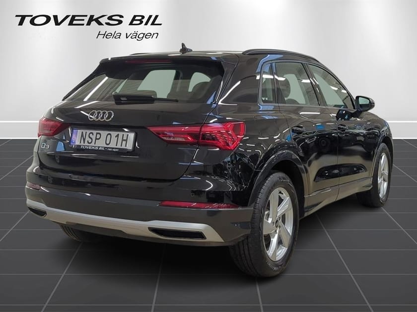 Bild 5 av Audi Q3 35 TFSI ADVANCED 150 hk Drag | Värmare | Evolution