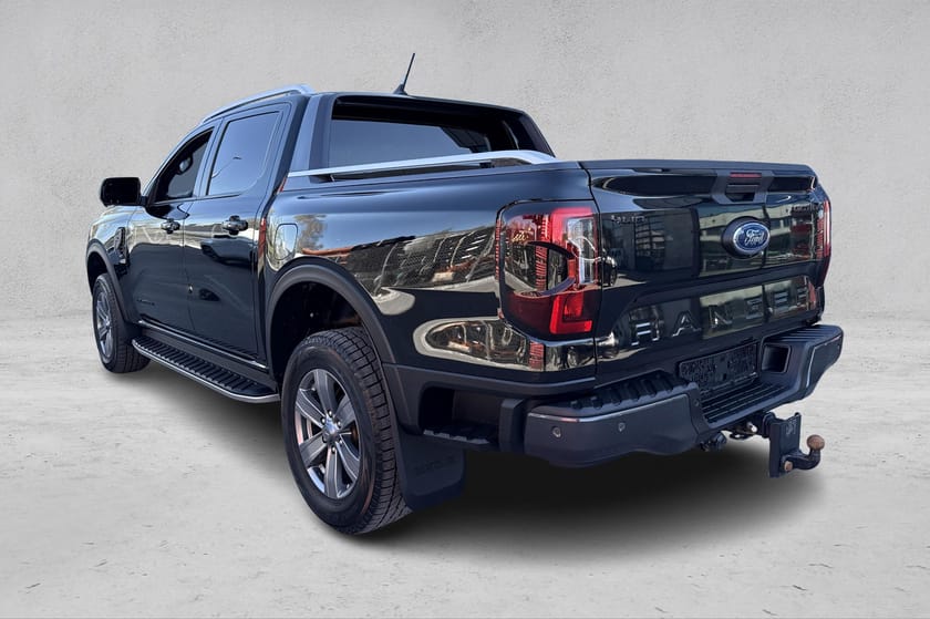 Bilde 3 av Ford Ranger Dobbelcab 3,0 V6 240hk Wildtrak/ El.planlokk / Skinn / Krok 3,5T