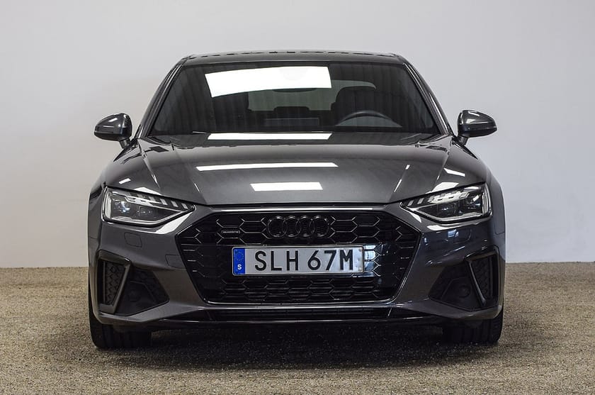 Bild 4 av Audi A4 Sedan 45 TFSI quattro 265HK S Line Värmare Matrix