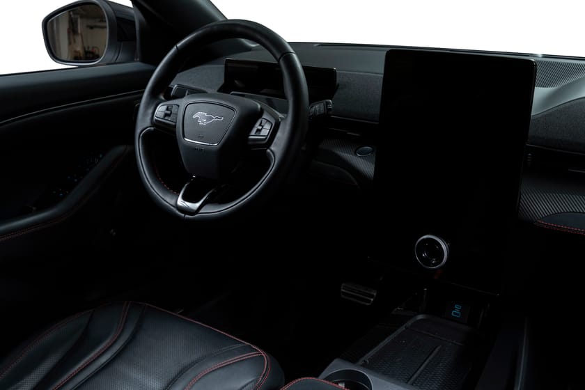 Bilde 3 av Ford Mustang Mach-E Standard Range AWD KAMPANJE! | 371hk SUV SR | B&O | Matrix ++