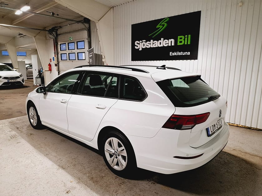 Bild 3 av Volkswagen Golf Sportscombi 2.0 TDI Aut Värmare Rattvärme Carplay
