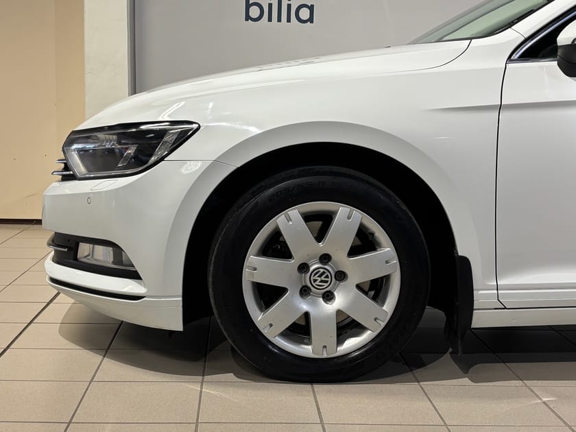 Bild 3 av Volkswagen Passat Sportscombi | Dragkrok |