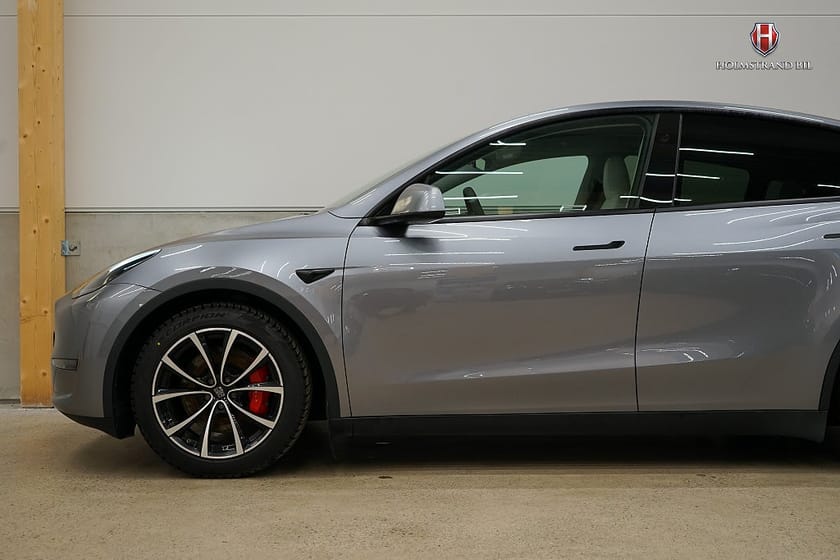 Bild 5 av Tesla Model Y Performance 534hk Drag Värmepump Rattvärme