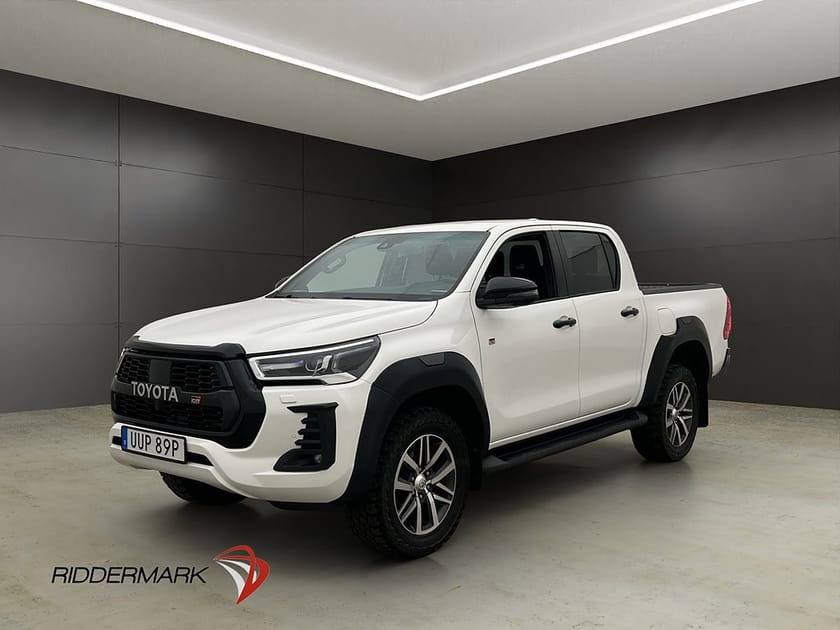 Bild 1 av Toyota Hilux Dubbelhytt GR Sport 2.8 4WD M/K-Värm Drag JBL Diff Moms