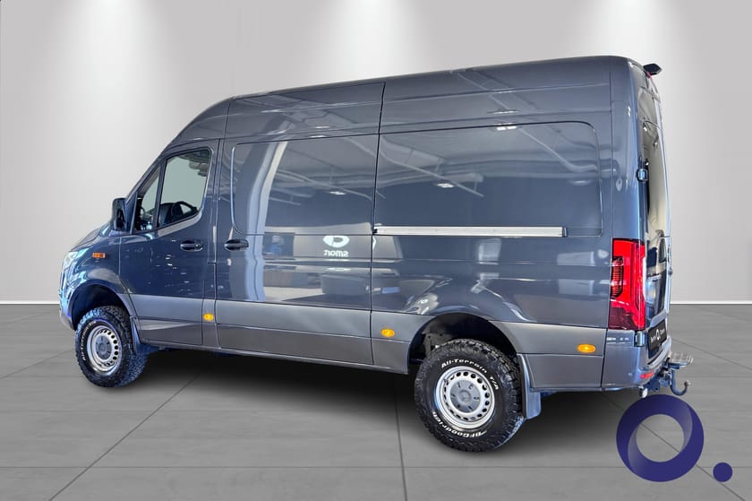 Bilde 5 av Mercedes-Benz Sprinter 319 CDI 4x4 Panel Van 319/37 KA / GODT UTSTYRT! / DISTRONIC /