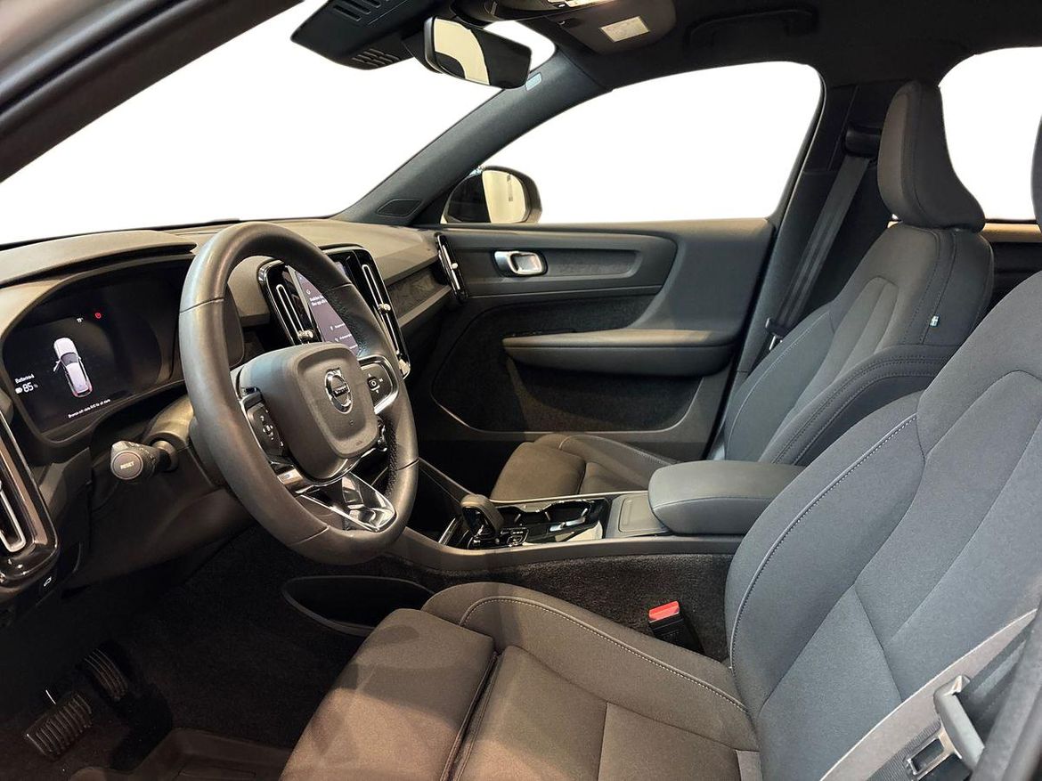 Volvo XC40 2023 - miniatyr 7