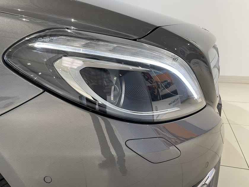 Bild 3 av Mercedes-Benz B 180 CDI BE BlueEFFICIENCÝ 7G-DCT 109hk V-Hjul Nybesiktad