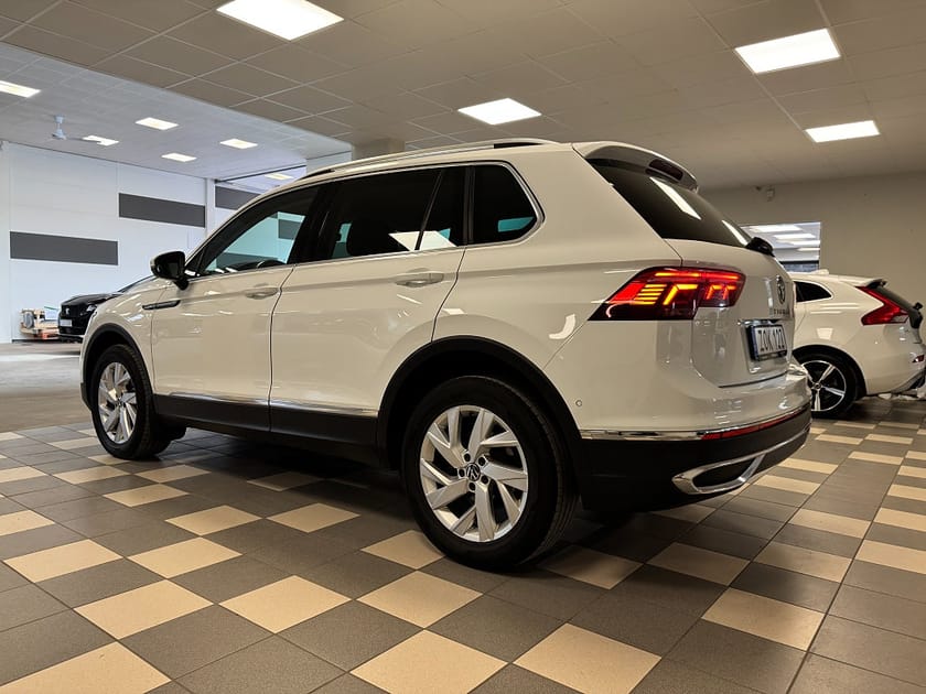 Bild 5 av Volkswagen Tiguan 2.0 TDI DPF SCR 4M Cockpit Dieselv. Dragkrok 200 Hk