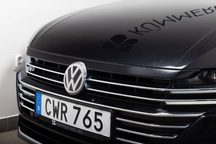 Bild 3 av Volkswagen Arteon 2.0 TDI 4Motion DSG 190hk / Cockpit/B-kamera