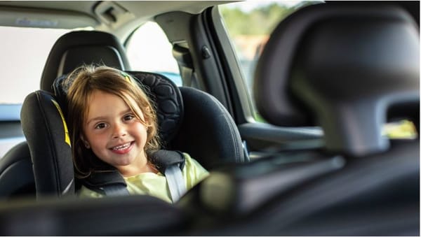 Låt ditt barn resa säkert året om