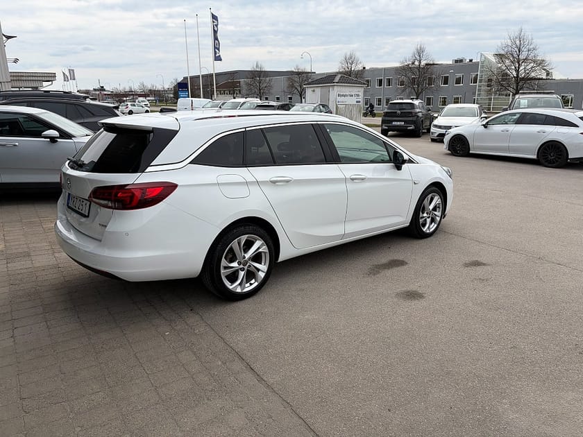 Bild 5 av Opel Astra Sports Tourer ST1.4 T 125hk Dynamic, Rattvärme, Carplay, PDC, 17"