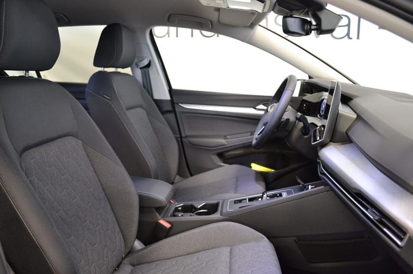 Bild 5 av Volkswagen Golf LIFE 1,5 ETSI 150 HK DSG7