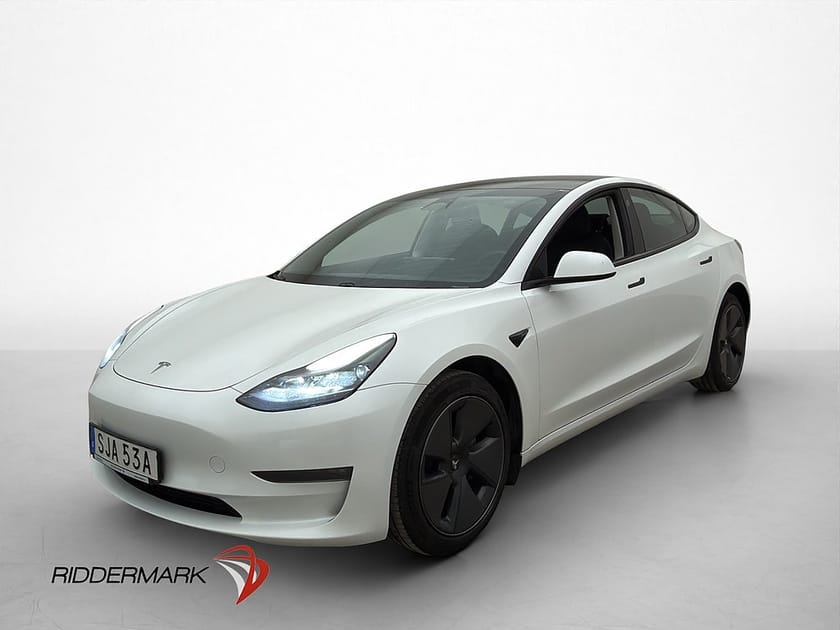 Bild 1 av Tesla Model 3 Long Range AWD Autopilot Pano Svenksåld