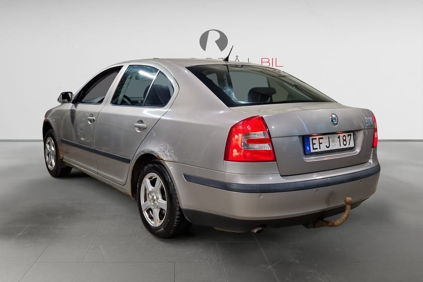 Bild 5 av Škoda Octavia 1.6 MPI 102 HK DRAG KAMREM BYTT 0.56L/MIL 2ÄGARE 15"