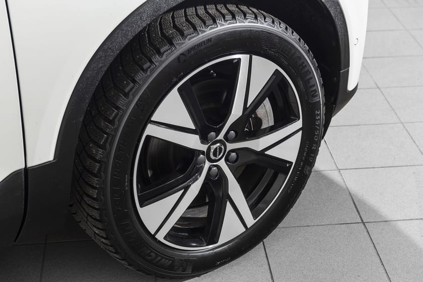 Bilde 5 av Volvo XC40 Recharge Twin motor Ultimate AWD Krok/H&K/360°/Panorama/ACC++