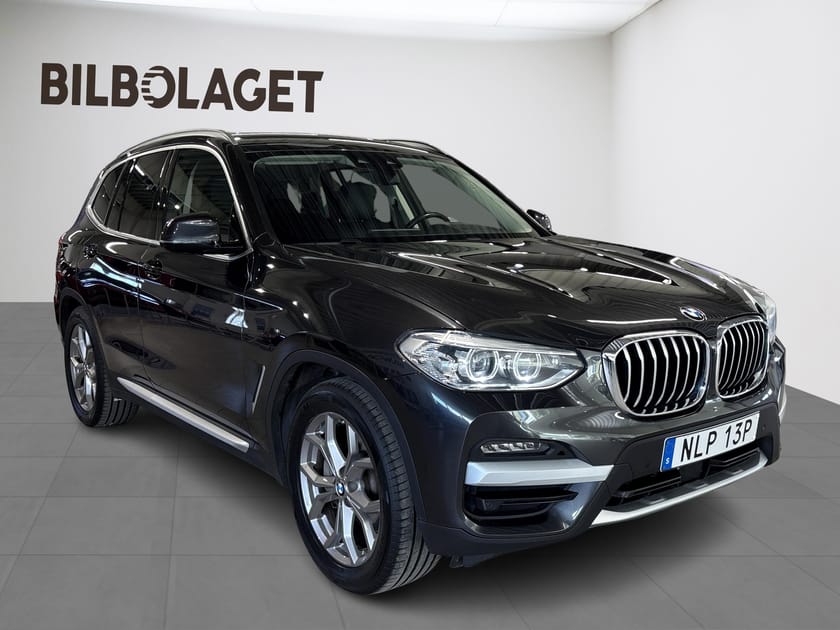 Bild 5 av BMW X3 xDrive30e Cockpit Drag Navi